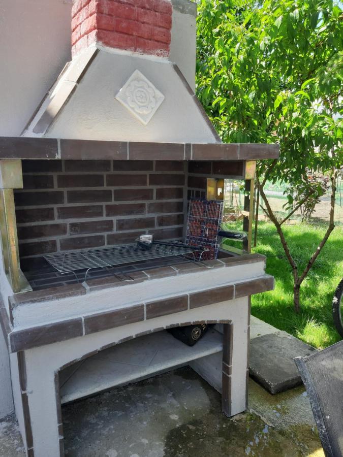 Soula'S Sunshine Big Apartment Неа Карвали Екстериор снимка